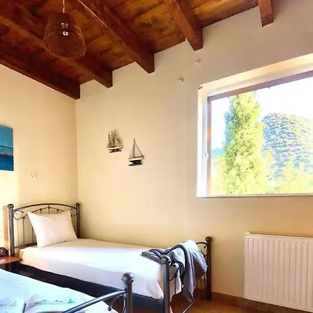 Sofoula's Place Dhernikaíika